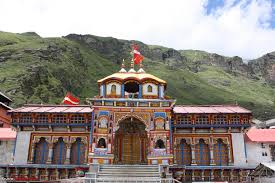 Dehradun to Char Dham Tempo Traveller